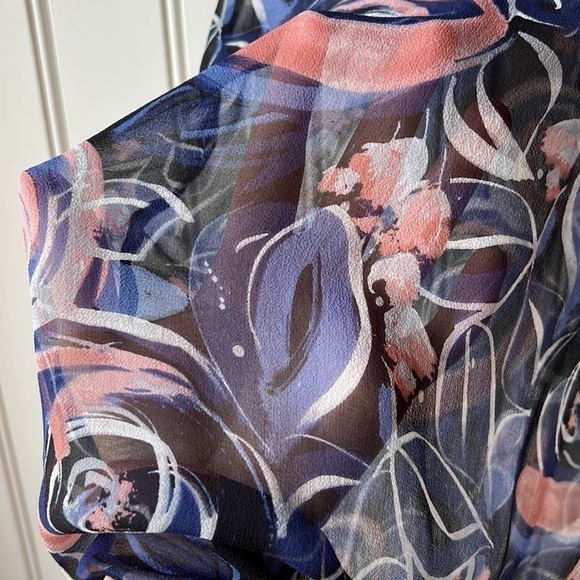 ALFANI Black Silk Abstract Floral Print Sheer Capped Sleeve Blouse Size 12 - Picture 5 of 7